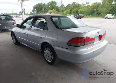 2001 Honda Accord 2.3 Lx from USA, damaged, VIN 1HGCG55401A063548
